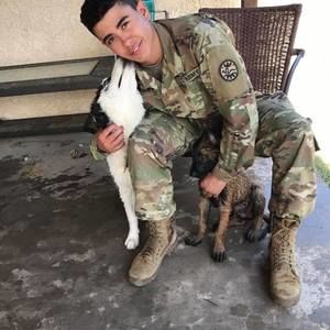 Meet your Posher, Bryan